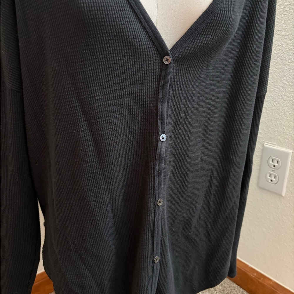 Aritzia The Group Babaton Thermal V-Neck Lounge Cardigan Sweater‎ Women's L - Picture 5 of 9